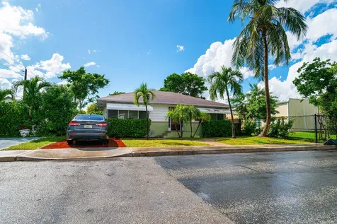 727 S M Street Lake Worth Beach FL 33460