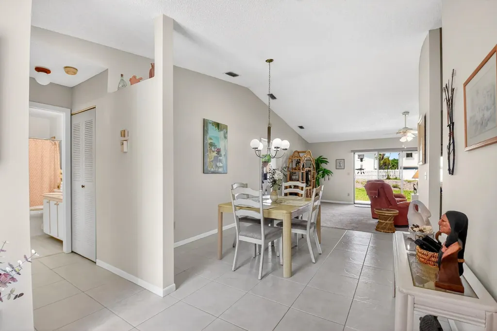 6 Farnworth Drive Boynton Beach FL 33426