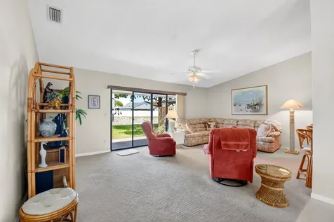 6 Farnworth Drive Boynton Beach FL 33426