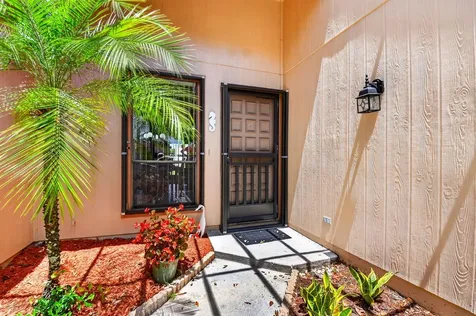 6 Farnworth Drive Boynton Beach FL 33426