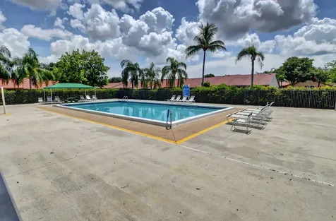 6 Farnworth Drive Boynton Beach FL 33426