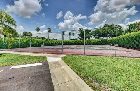 6 Farnworth Drive Boynton Beach FL 33426