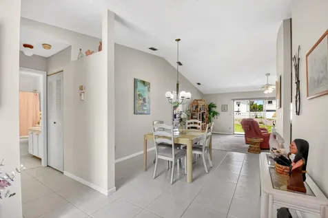 6 Farnworth Drive Boynton Beach FL 33426