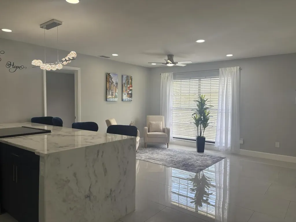 1809 SW Capehart Avenue Port St Lucie FL 34953