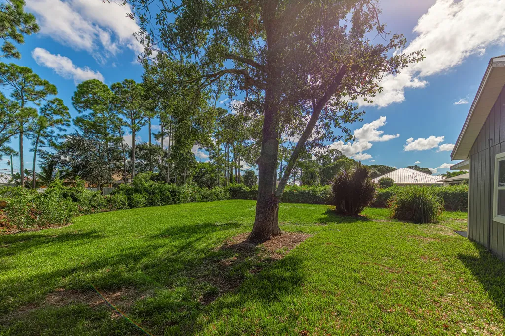 1809 SW Capehart Avenue Port St Lucie FL 34953