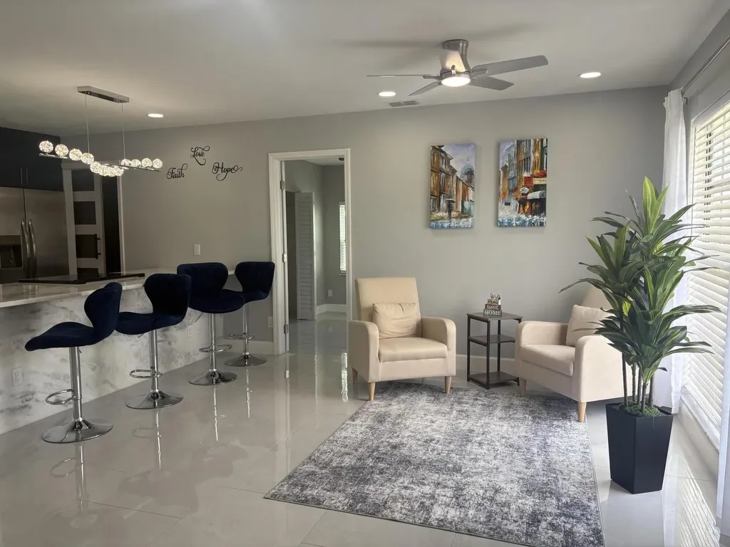 1809 SW Capehart Avenue Port St Lucie FL 34953