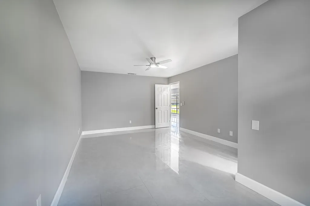 1809 SW Capehart Avenue Port St Lucie FL 34953