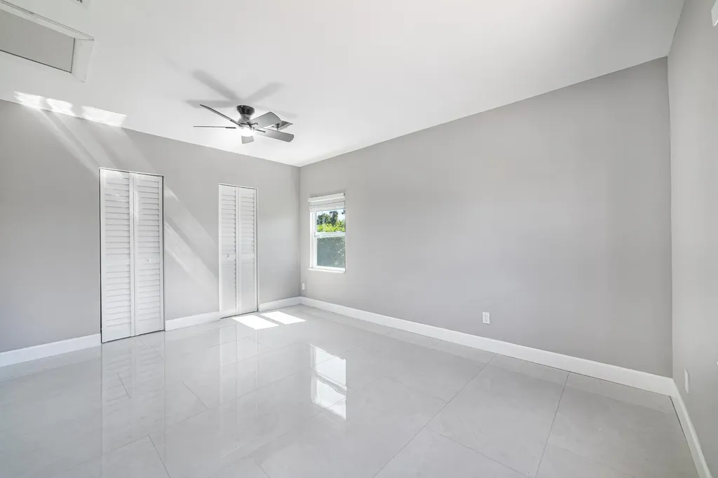 1809 SW Capehart Avenue Port St Lucie FL 34953