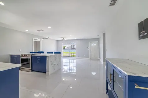 1809 SW Capehart Avenue Port St Lucie FL 34953