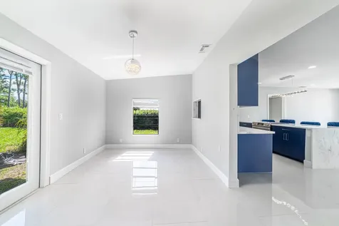 1809 SW Capehart Avenue Port St Lucie FL 34953