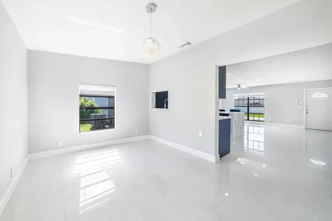 1809 SW Capehart Avenue Port St Lucie FL 34953