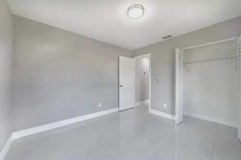 1809 SW Capehart Avenue Port St Lucie FL 34953