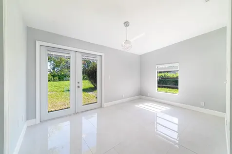 1809 SW Capehart Avenue Port St Lucie FL 34953