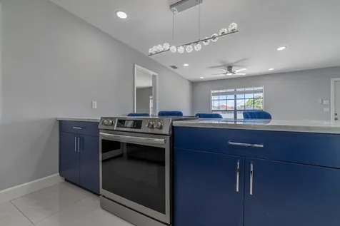 1809 SW Capehart Avenue Port St Lucie FL 34953