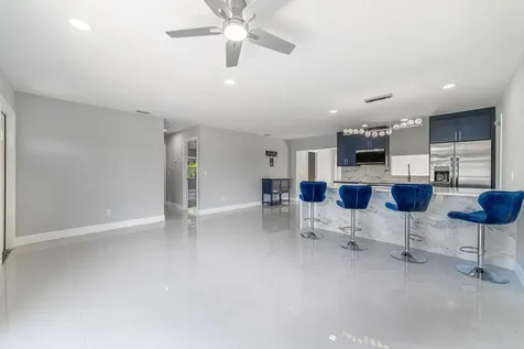 1809 SW Capehart Avenue Port St Lucie FL 34953