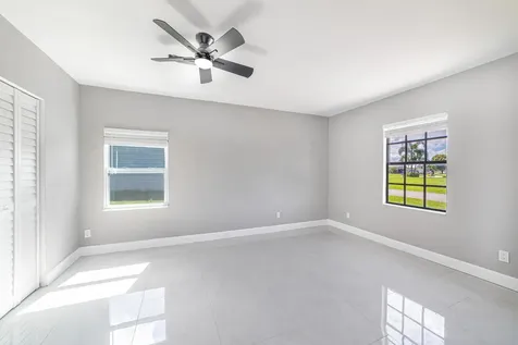 1809 SW Capehart Avenue Port St Lucie FL 34953