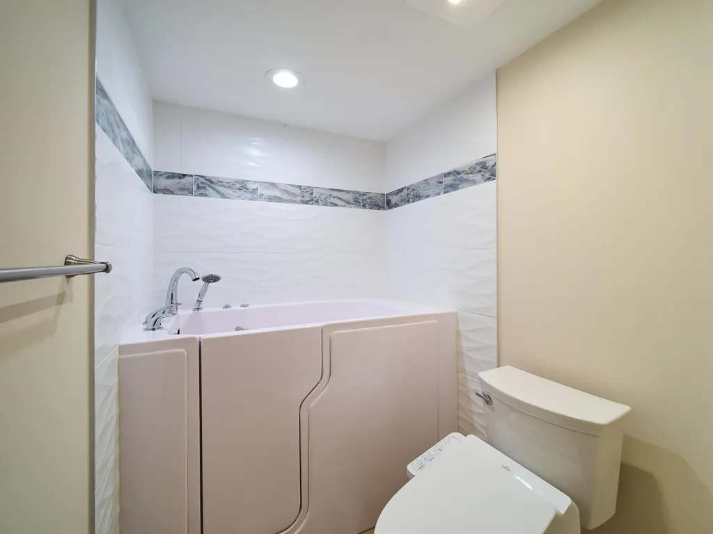 1101 Pinecrest Circle Jupiter FL 33458
