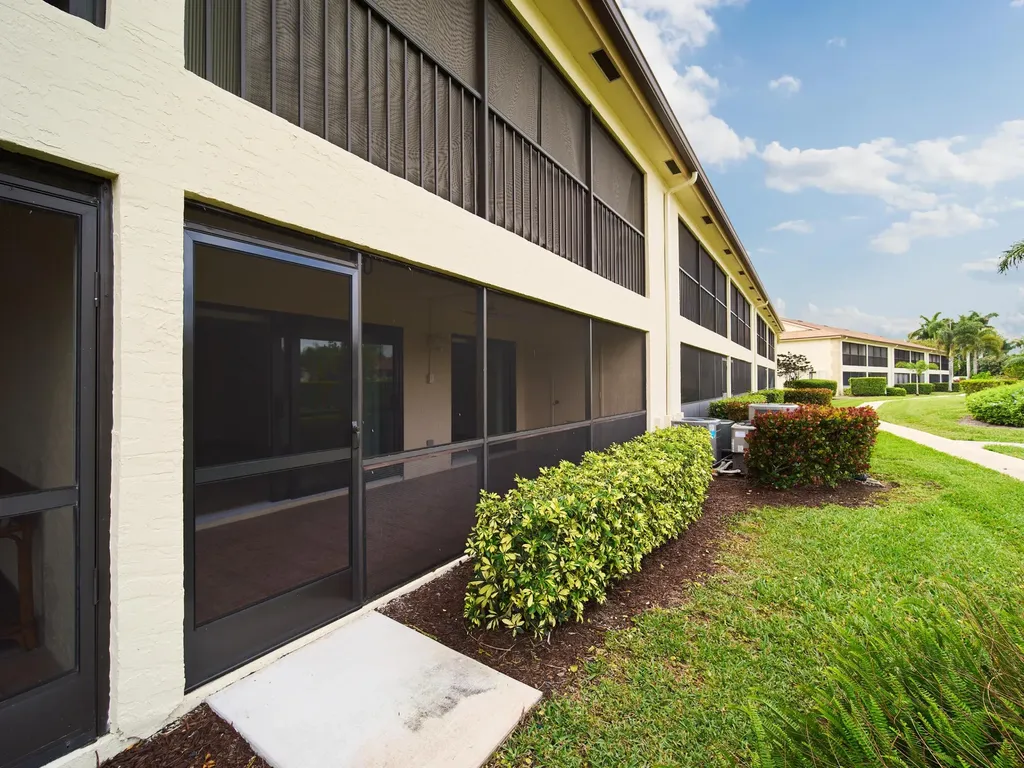 1101 Pinecrest Circle Jupiter FL 33458