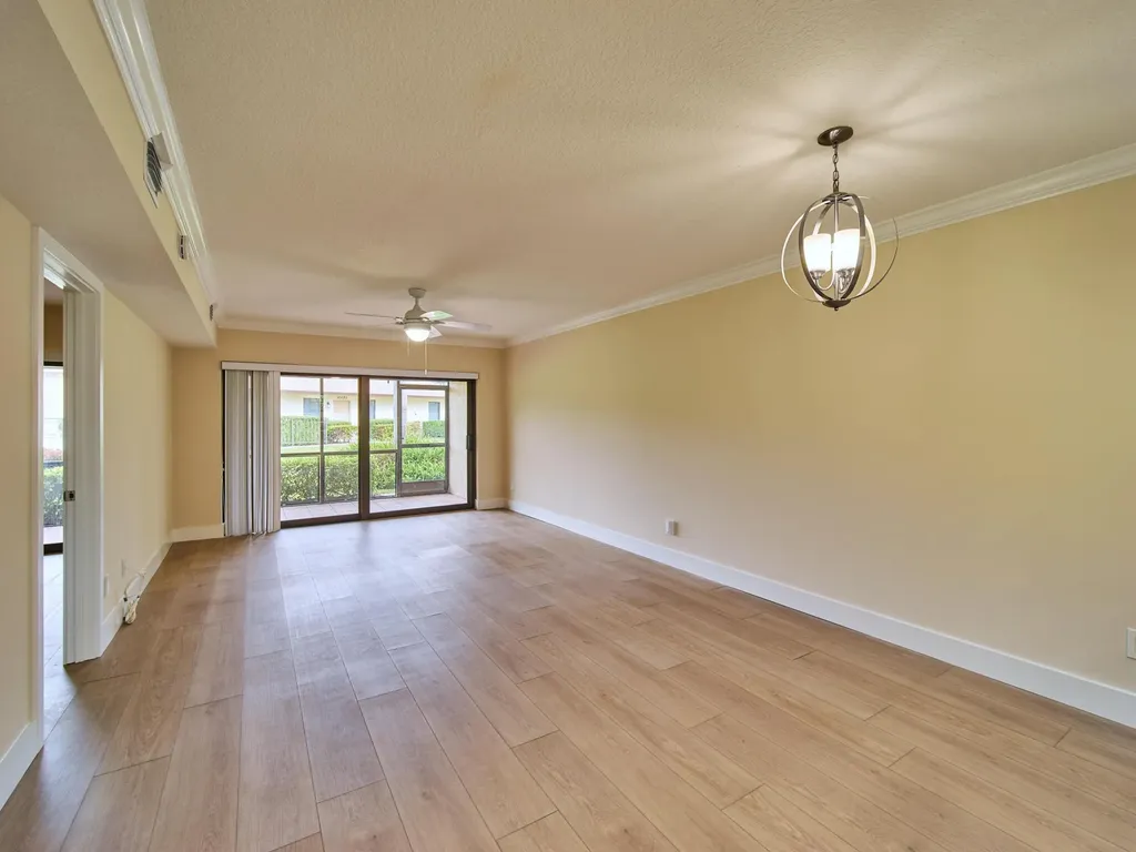 1101 Pinecrest Circle Jupiter FL 33458