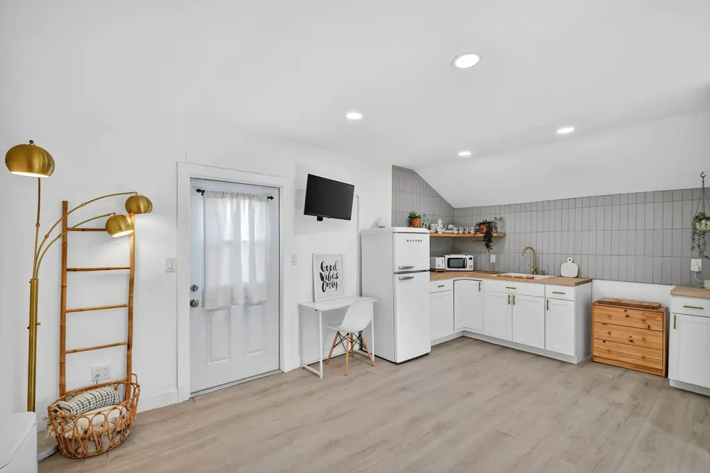 306 N J Street Lake Worth Beach FL 33460