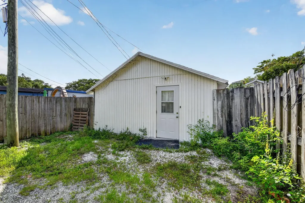306 N J Street Lake Worth Beach FL 33460