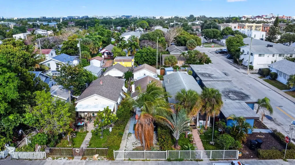 306 N J Street Lake Worth Beach FL 33460