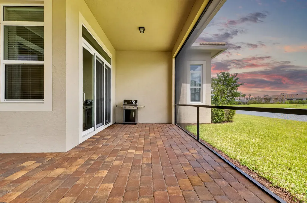 8695 SW Carrara Way Port St Lucie FL 34987