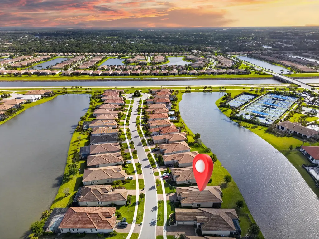 8695 SW Carrara Way Port St Lucie FL 34987