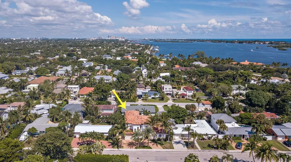 141 Gregory Place West Palm Beach FL 33405