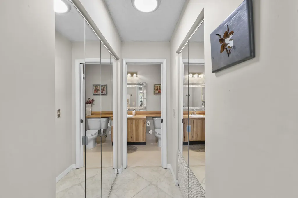39 Bethesda Park Circle Boynton Beach FL 33435