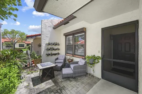 39 Bethesda Park Circle Boynton Beach FL 33435