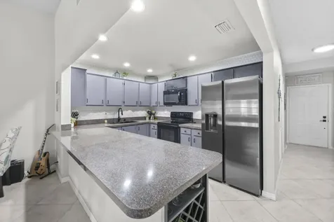 39 Bethesda Park Circle Boynton Beach FL 33435
