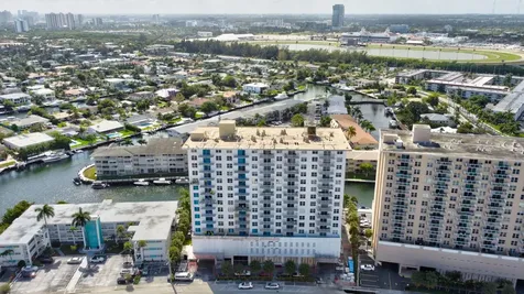 427 Golden Isle Drive Hallandale Beach FL 33009