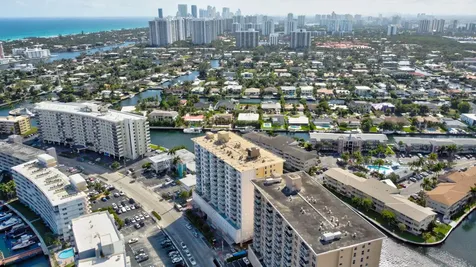 427 Golden Isle Drive Hallandale Beach FL 33009