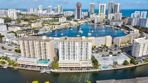 427 Golden Isle Drive Hallandale Beach FL 33009