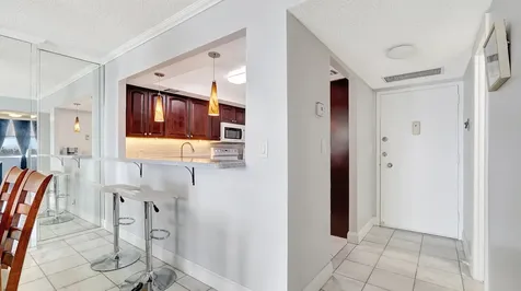 427 Golden Isle Drive Hallandale Beach FL 33009