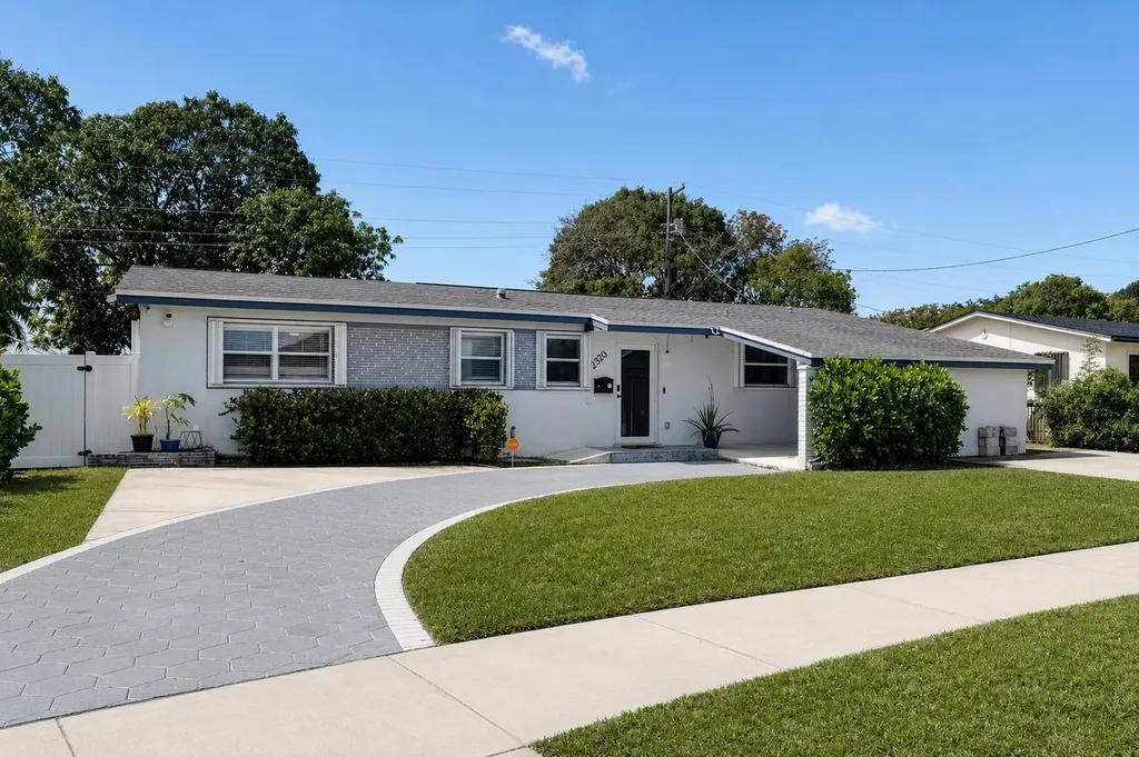 2320 NW 191st Terrace Miami Gardens FL 33056