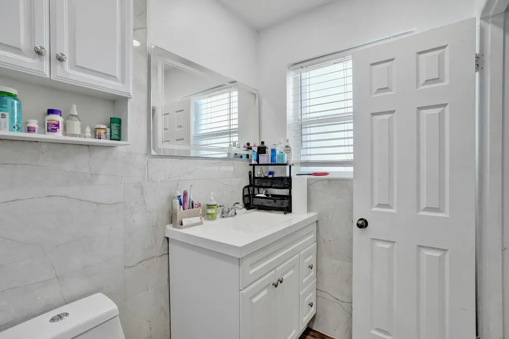 2320 NW 191st Terrace Miami Gardens FL 33056