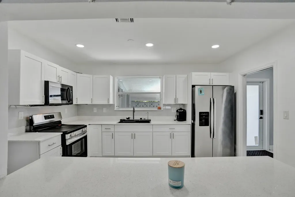 2320 NW 191st Terrace Miami Gardens FL 33056