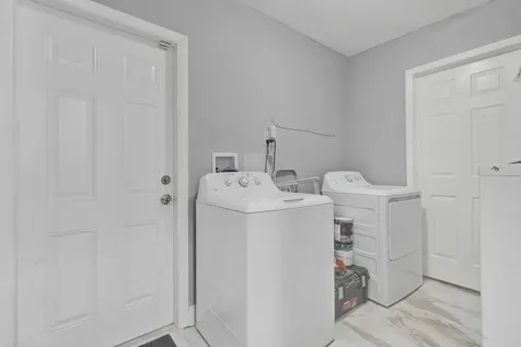2320 NW 191st Terrace Miami Gardens FL 33056