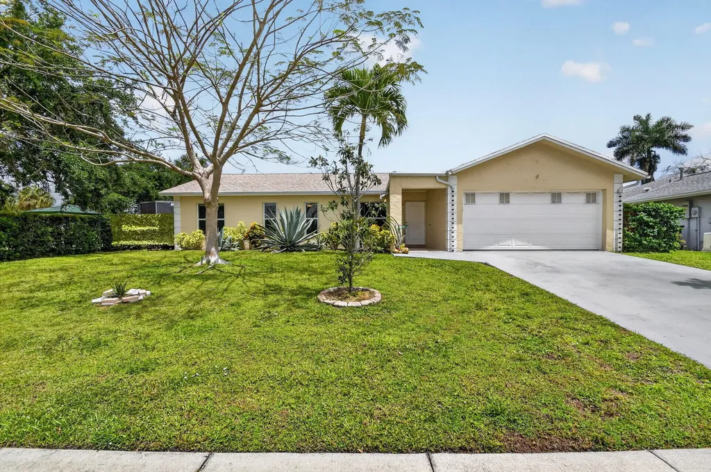 1262 Essex Drive Wellington FL 33414