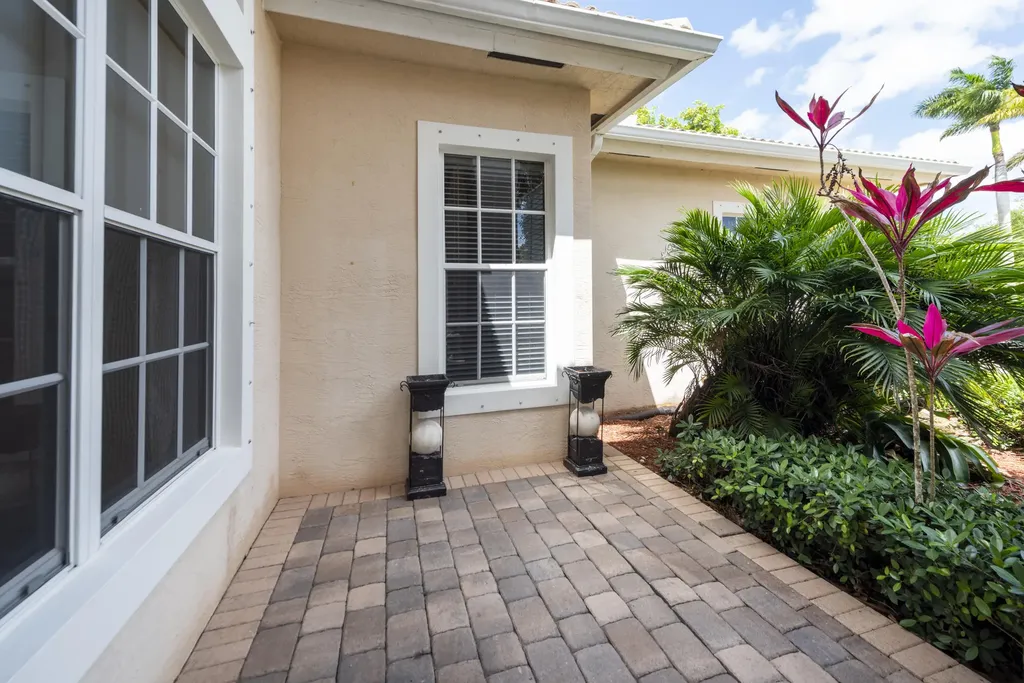 15234 SW 40th Street Davie FL 33331