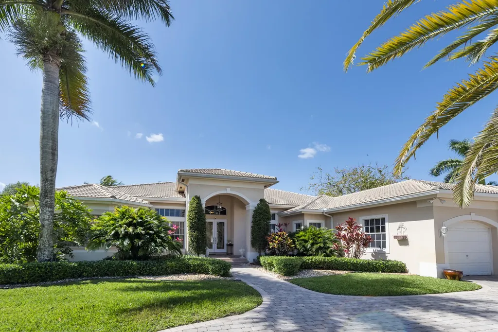 15234 SW 40th Street Davie FL 33331