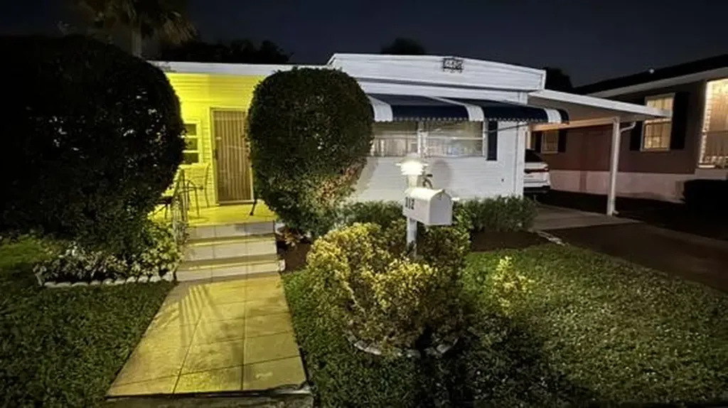 312 Hibiscus Drive Deerfield Beach FL 33442