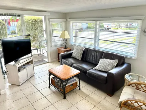 312 Hibiscus Drive Deerfield Beach FL 33442