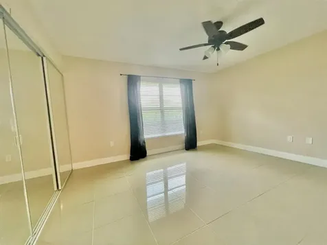 809 W Oakland Park Boulevard Oakland Park FL 33311