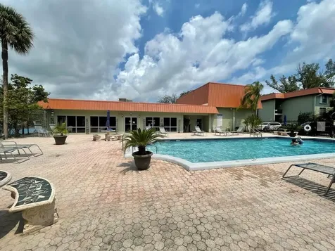 809 W Oakland Park Boulevard Oakland Park FL 33311