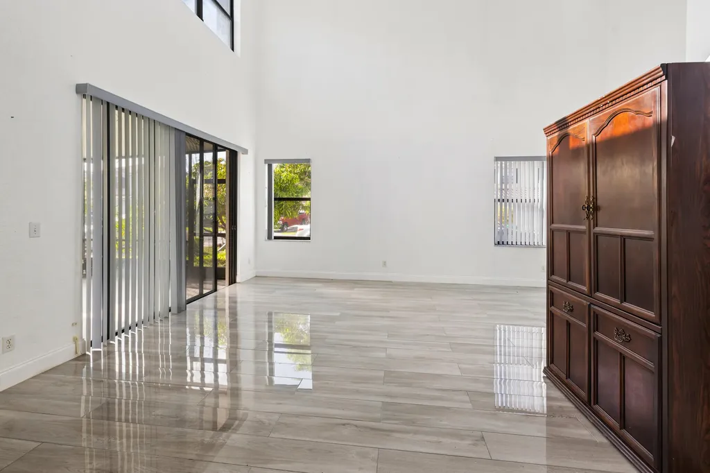 3471 NW 112th Avenue Coral Springs FL 33065