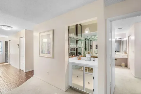 8320 Casa Del Lago Boca Raton FL 33433