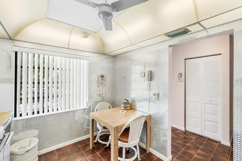 8320 Casa Del Lago Boca Raton FL 33433